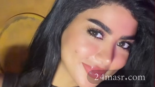 كارولين عزمي