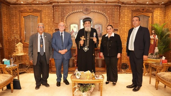 قداسه البابا تواضروس و الدكتور ميشال عبس