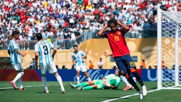الارجنتين