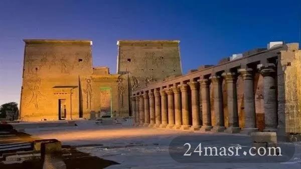 معبد ادفو