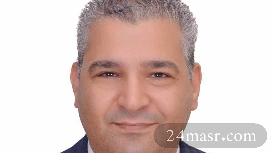 الدكتور عياد رزق