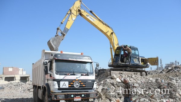 محافظ بورسعيد يوجه بسرعة الانتهاء من أعمال التجهيز تمهيدًا لبدء تنفيذ المرحلة الثانية من المشروع
