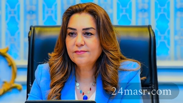 وزيرة التنمية المحلية والبيئة